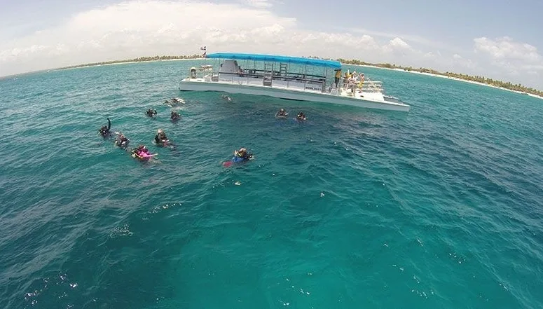 Excursion Isla Catalina punta cana