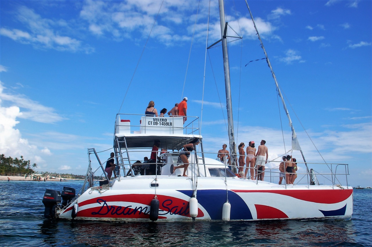 catamaran snorkel combo tour
