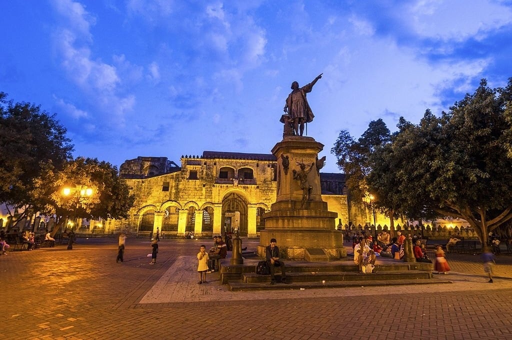 History Cristobal Colon Santo Domingo