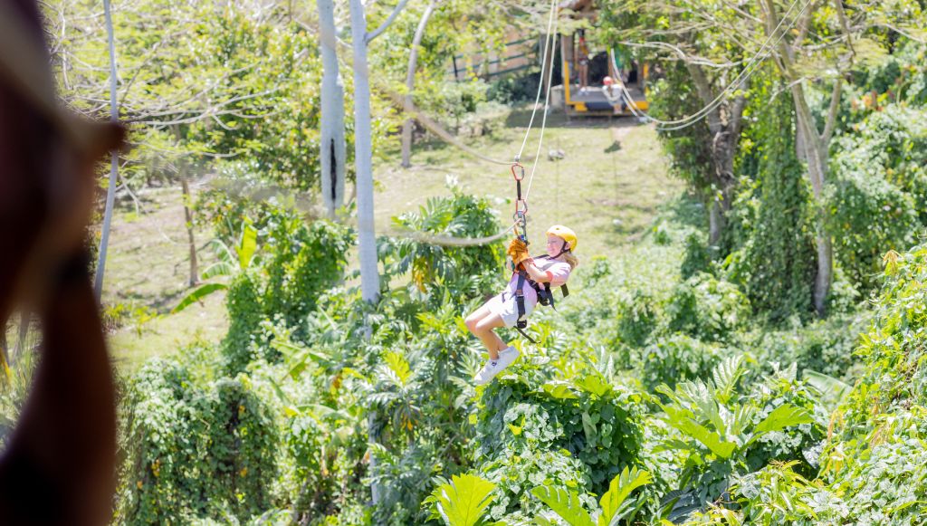 zipline samana