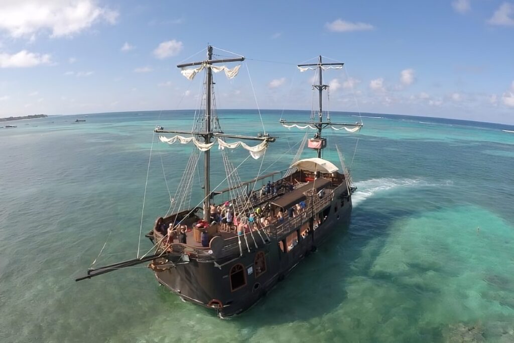 Barco pirata y snorkel en Punta Cana